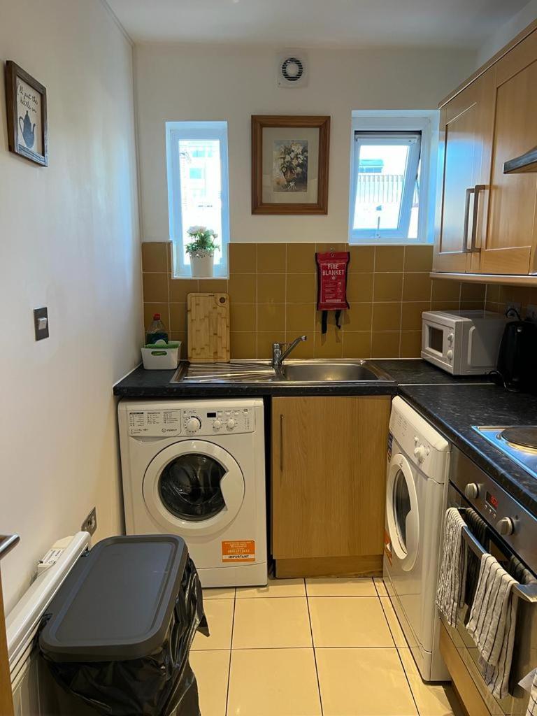 Cosy Private Rooms Near Euston Station, Central لندن المظهر الخارجي الصورة